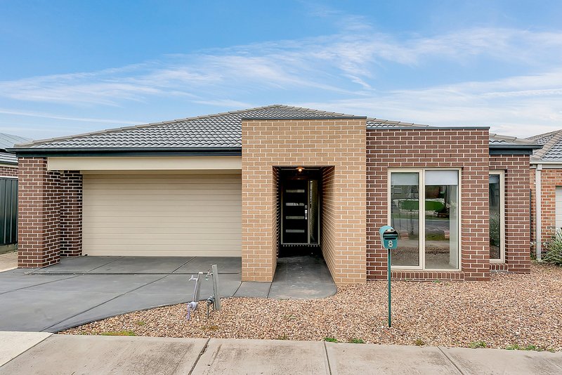 8 Kensley Circuit, Craigieburn VIC 3064