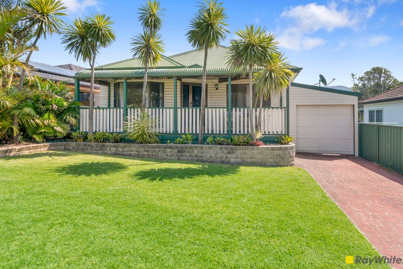 8 Kent Street, Bellambi NSW 2518