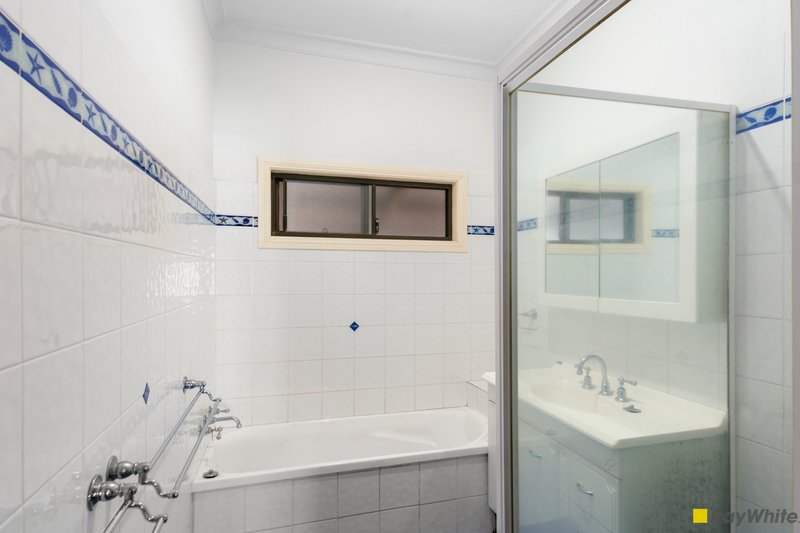 Photo - 8 Kent Street, Bellambi NSW 2518 - Image 5