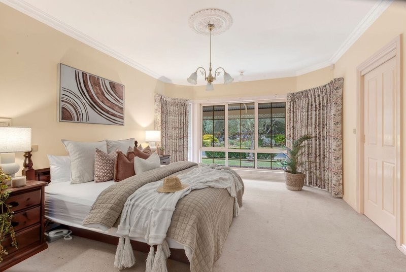 Photo - 8 Kestrel Crescent, Mount Duneed VIC 3217 - Image 12