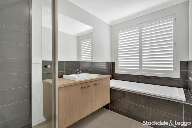 Photo - 8 Keswick Lane, Donnybrook VIC 3064 - Image 8