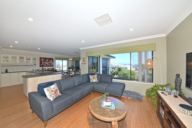 Photo - 8 Keta Way, Mindarie WA 6030 - Image 16