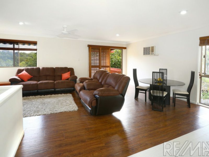 Photo - 8 Kilpatrick Crt , Highland Park QLD 4211 - Image 6