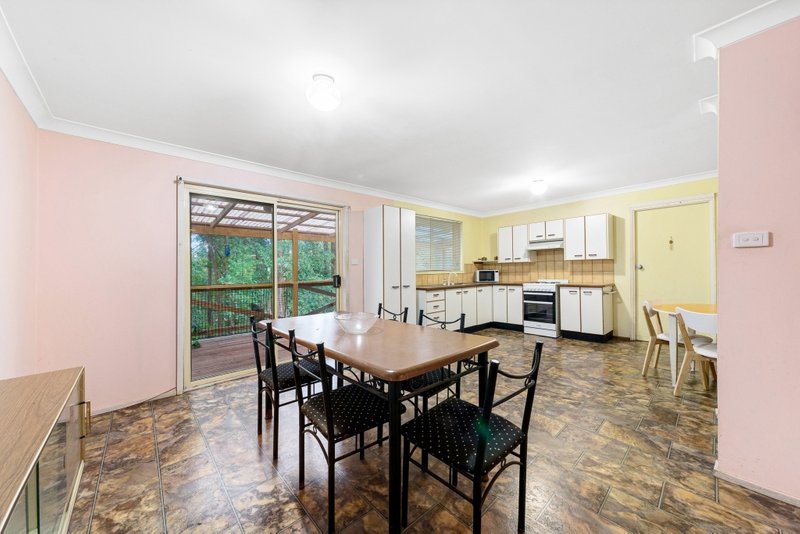 Photo - 8 Kindarun Close, Niagara Park NSW 2250 - Image 5