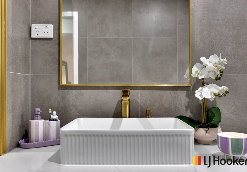 Photo - 8 King William Drive, Wallan VIC 3756 - Image 13