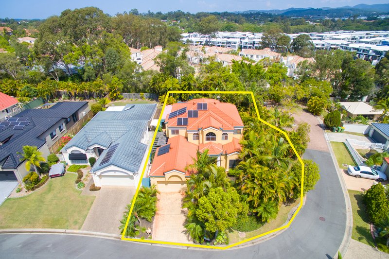 8 Kingston Heath Place, Robina QLD 4226