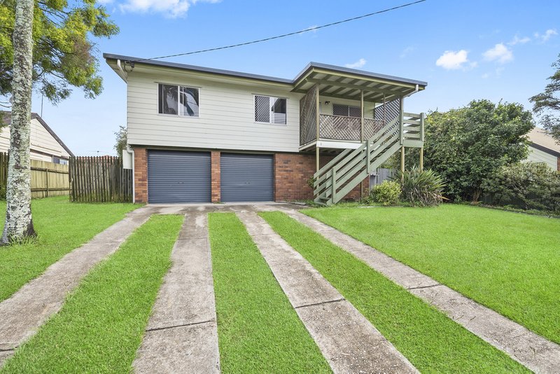 * 8 Kippah Street, Deception Bay QLD 4508