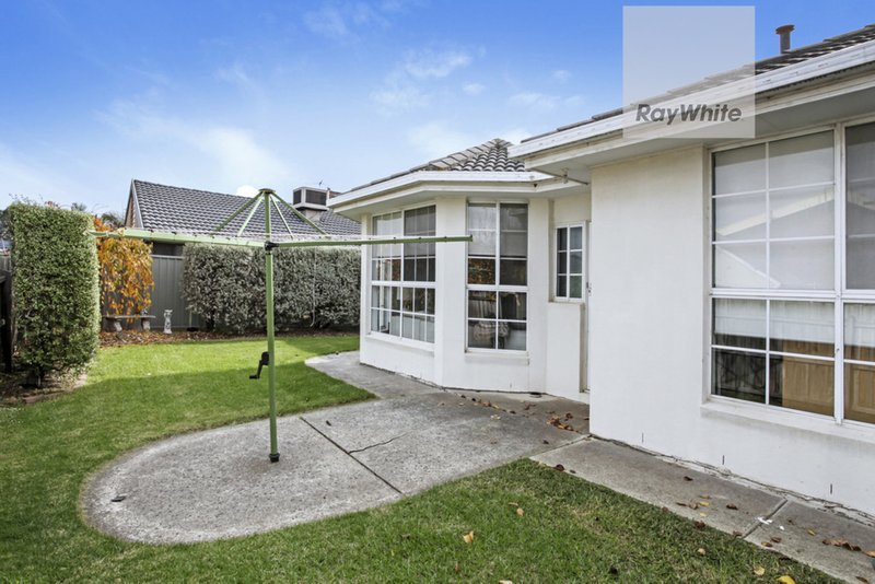 Photo - 8 Kirkham Drive, Greenvale VIC 3059 - Image 14