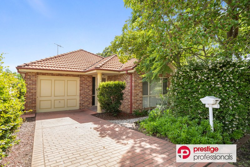 8 Kirkham Mews, Wattle Grove NSW 2173