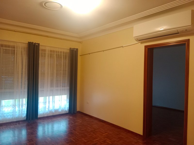 Photo - 8 Kirkman Road, Blacktown NSW 2148 - Image 6