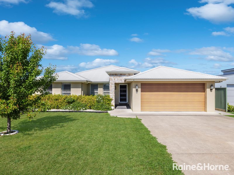 8 Knight Place, Llanarth NSW 2795