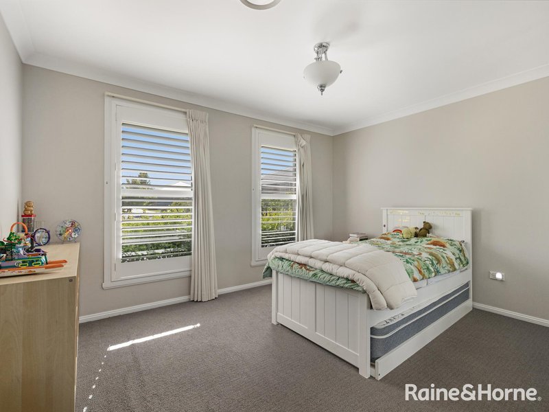 Photo - 8 Knight Place, Llanarth NSW 2795 - Image 6