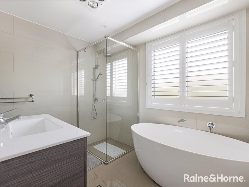 Photo - 8 Knight Place, Llanarth NSW 2795 - Image 4