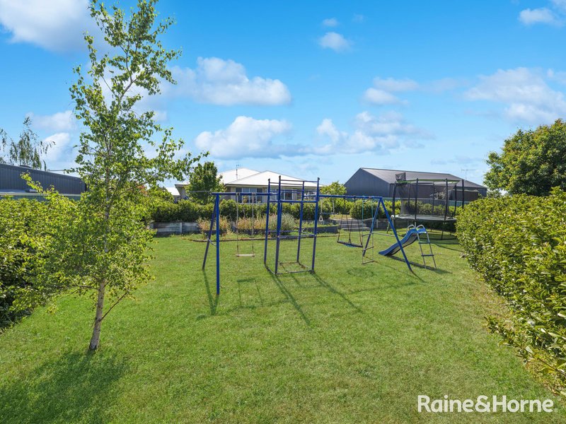 Photo - 8 Knight Place, Llanarth NSW 2795 - Image 12