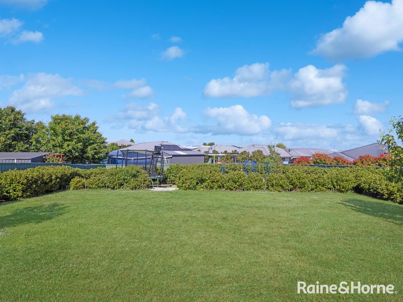 Photo - 8 Knight Place, Llanarth NSW 2795 - Image 14