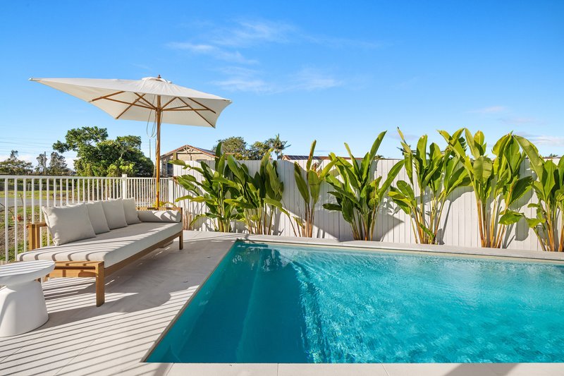 Photo - 8 Knot Court, Nerang QLD 4211 - Image 1