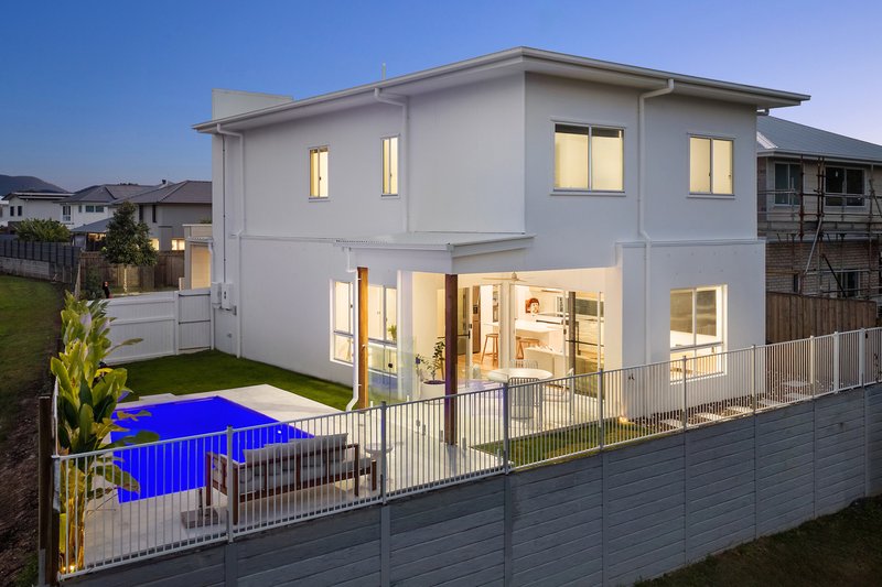 Photo - 8 Knot Court, Nerang QLD 4211 - Image 6