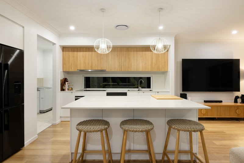Photo - 8 Knot Court, Nerang QLD 4211 - Image 10