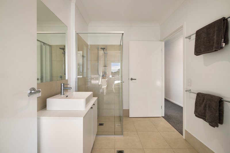 Photo - 8 Knot Court, Nerang QLD 4211 - Image 27