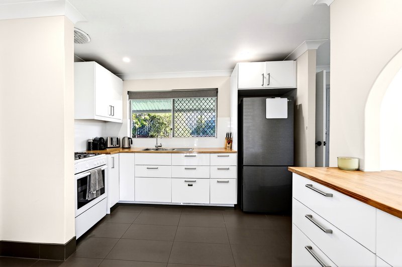 Photo - 8 Kochia Court, Heathridge WA 6027 - Image 1