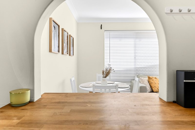 Photo - 8 Kochia Court, Heathridge WA 6027 - Image 2