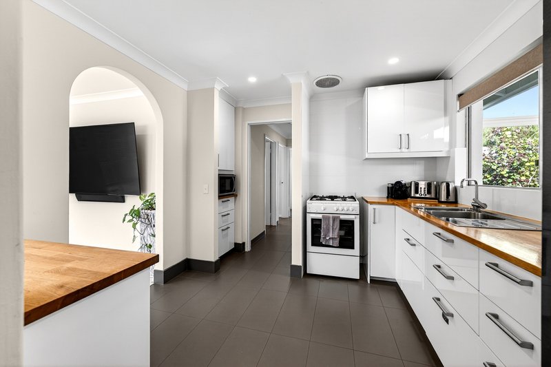 Photo - 8 Kochia Court, Heathridge WA 6027 - Image 7