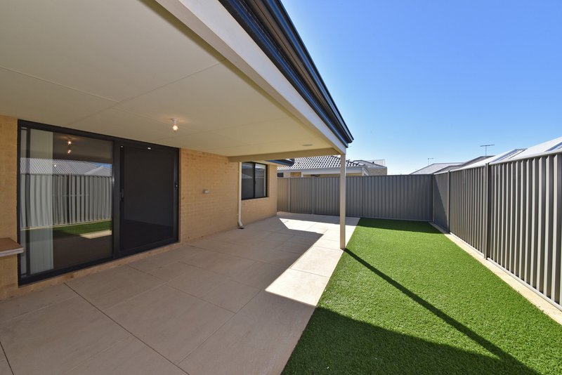 Photo - 8 Koenig Way, Clarkson WA 6030 - Image 16