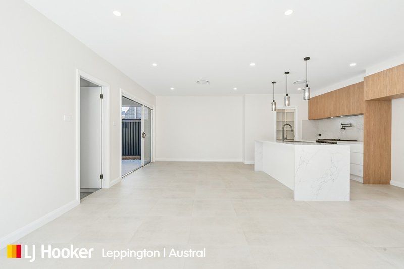 Photo - 8 Kontista Street, Leppington NSW 2179 - Image 5