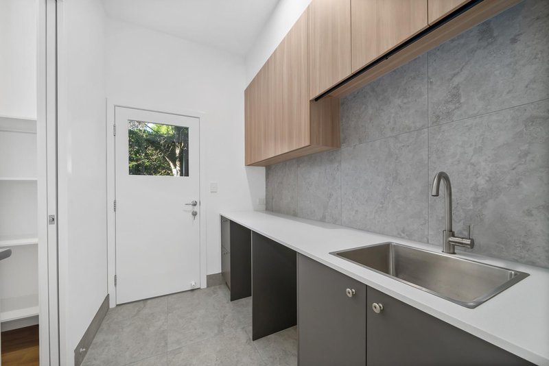 Photo - 8 Kookaburra Court, South Stradbroke QLD 4216 - Image 6