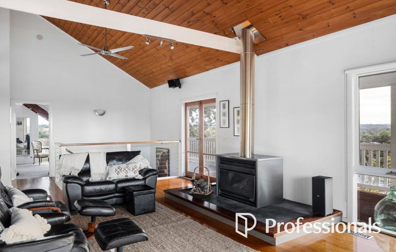 Photo - 8 Kooluna Court, Frankston VIC 3199 - Image 6