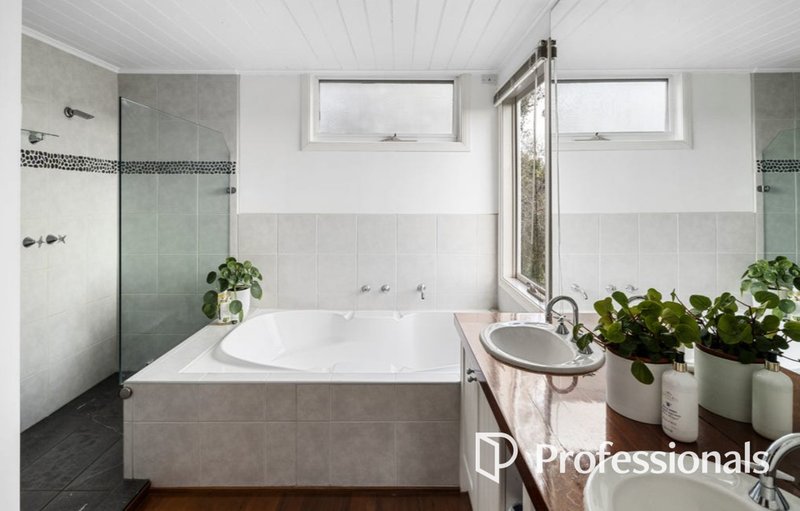 Photo - 8 Kooluna Court, Frankston VIC 3199 - Image 15