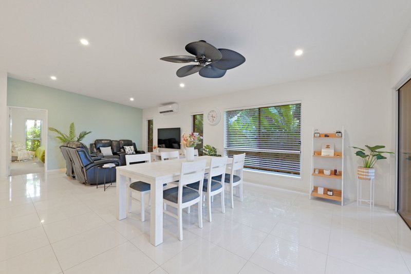 Photo - 8 Koopa Place, Pelican Waters QLD 4551 - Image 10