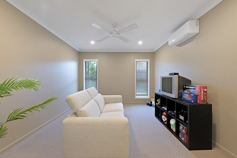 Photo - 8 Koopa Place, Pelican Waters QLD 4551 - Image 12