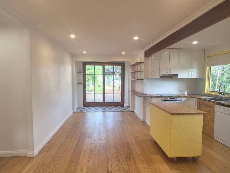 Photo - 8 Korekoba Place, Bolton Point NSW 2283 - Image 4