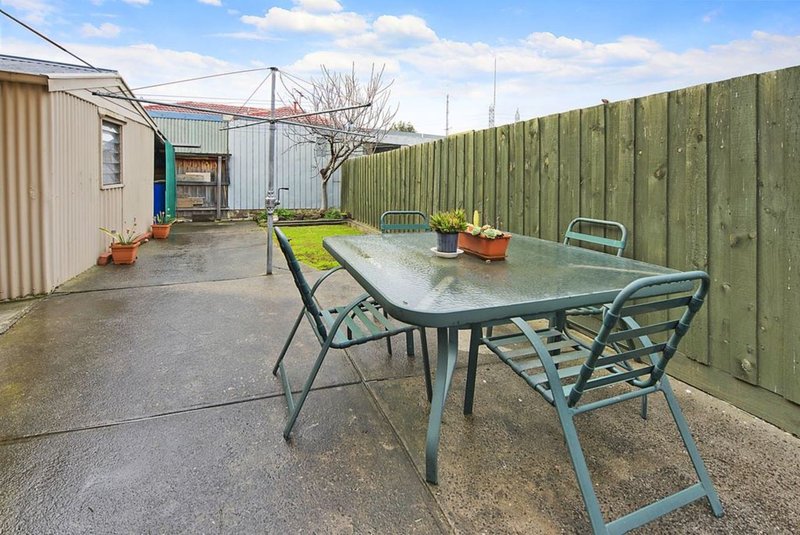 Photo - 8 Lacey Street, Lalor VIC 3075 - Image 11