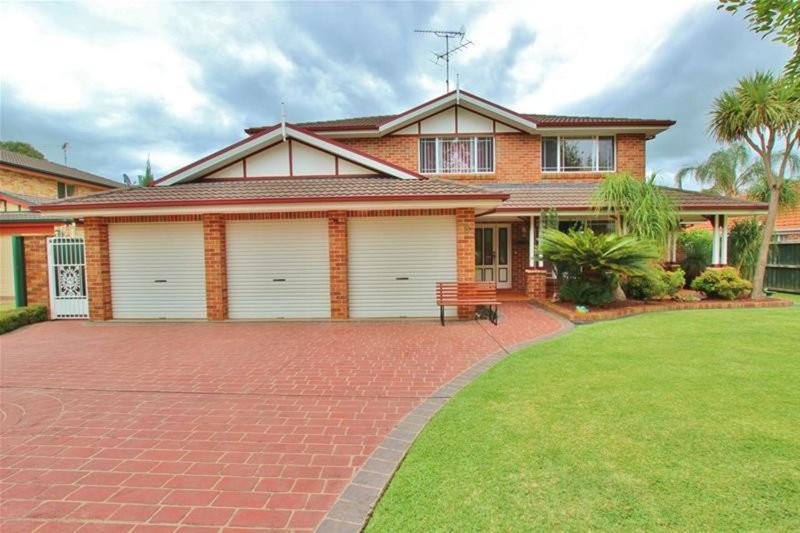 8 Lachlan Avenue, Harrington Park NSW 2567