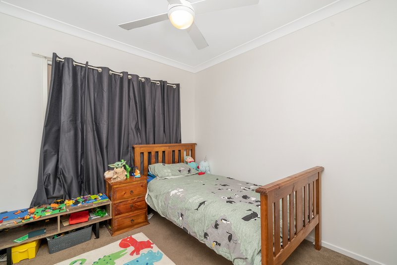 Photo - 8 Lachlan Street, Murrumba Downs QLD 4503 - Image 11