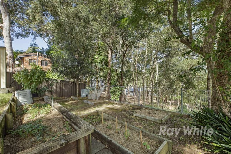 Photo - 8 Lake Macquarie Close, Fennell Bay NSW 2283 - Image 17