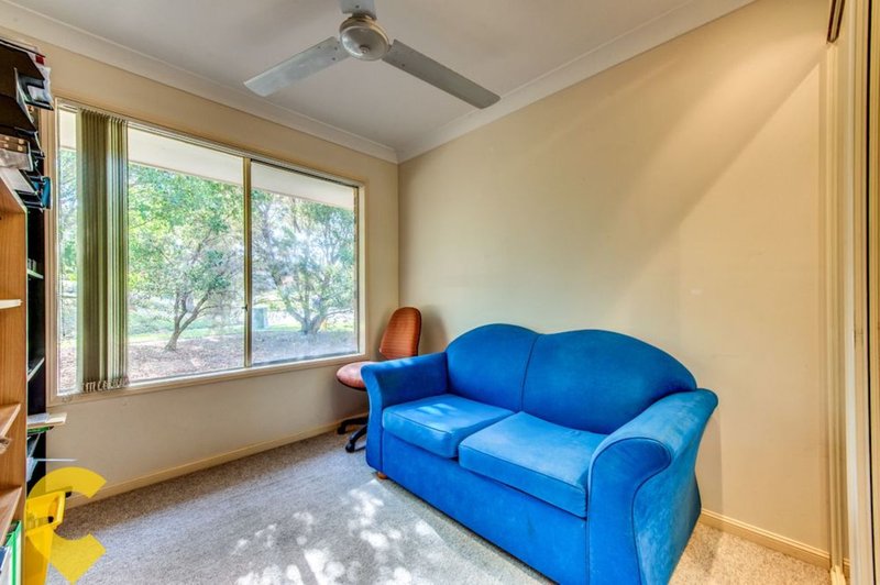 Photo - 8 Lalor Court, Redbank Plains QLD 4301 - Image 3