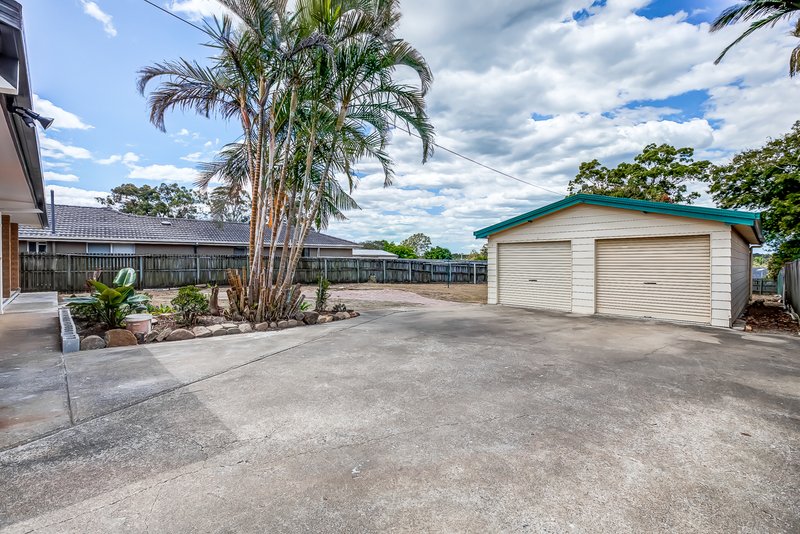 Photo - 8 Lamorna Street, Rochedale South QLD 4123 - Image 11