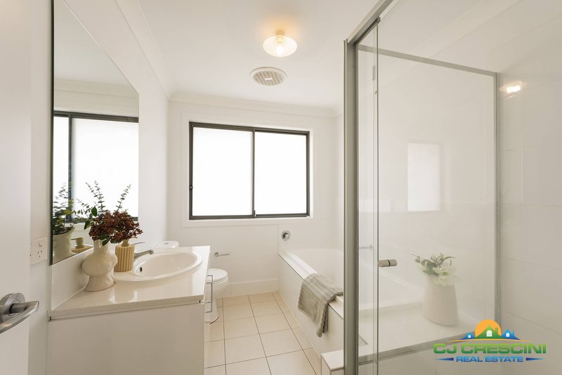 Photo - 8 Lance Street, Oran Park NSW 2570 - Image 9