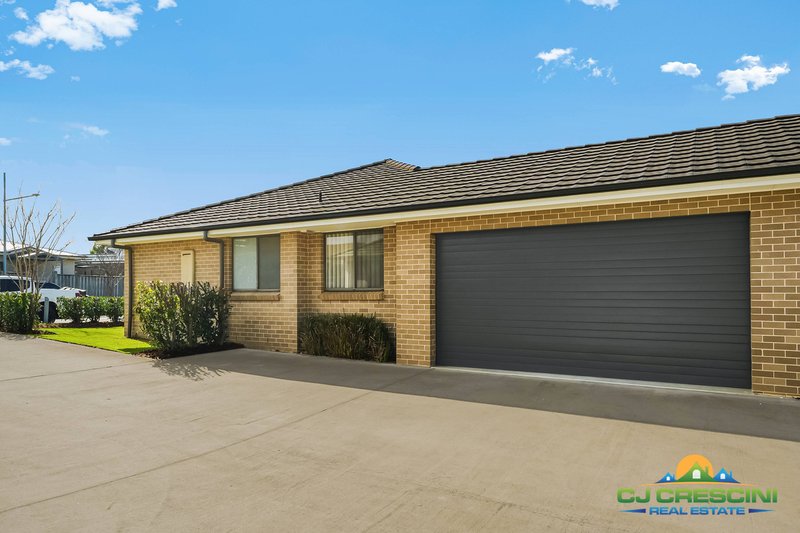 Photo - 8 Lance Street, Oran Park NSW 2570 - Image 11