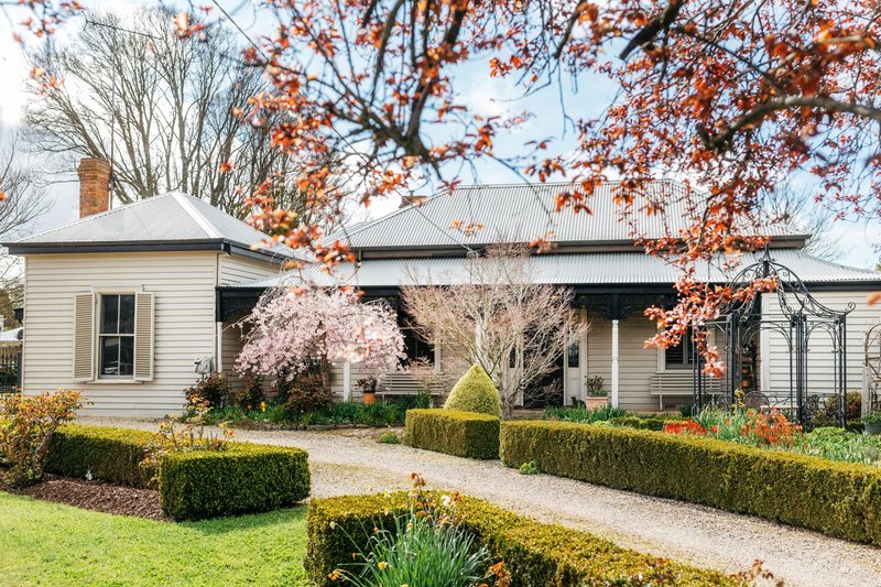 8 Langley Street, Kyneton VIC 3444