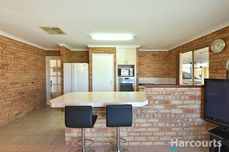 Photo - 8 Larissa Court, Ballajura WA 6066 - Image 13