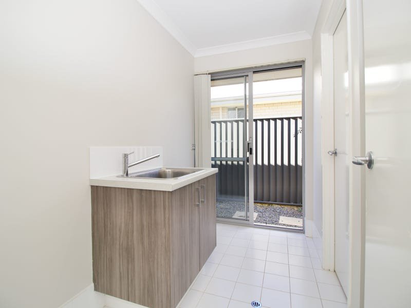 Photo - 8 Larkfield Rdg , Baldivis WA 6171 - Image 7