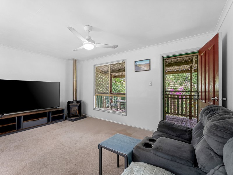 Photo - 8 Larner Street, Tiaro QLD 4650 - Image 5