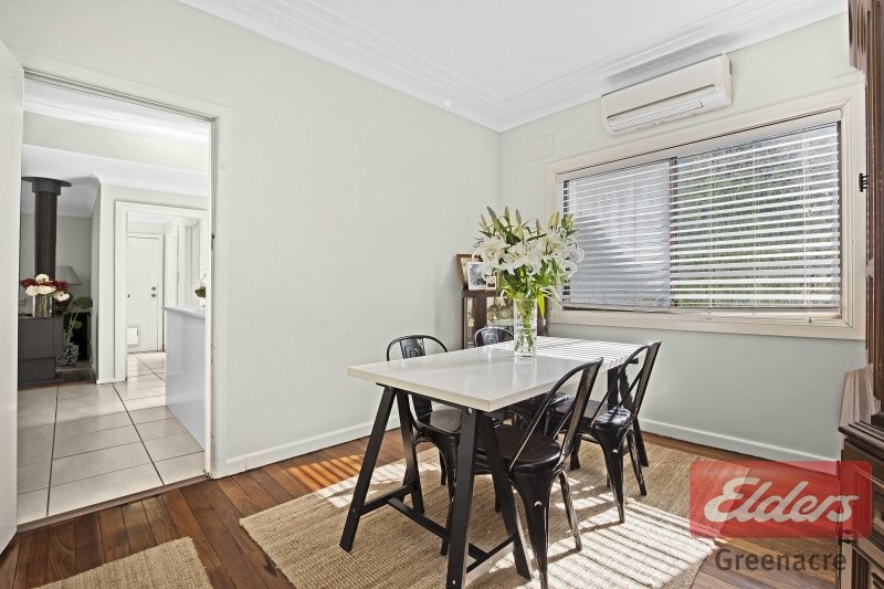 Photo - 8 Lascelles Avenue, Greenacre NSW 2190 - Image 4