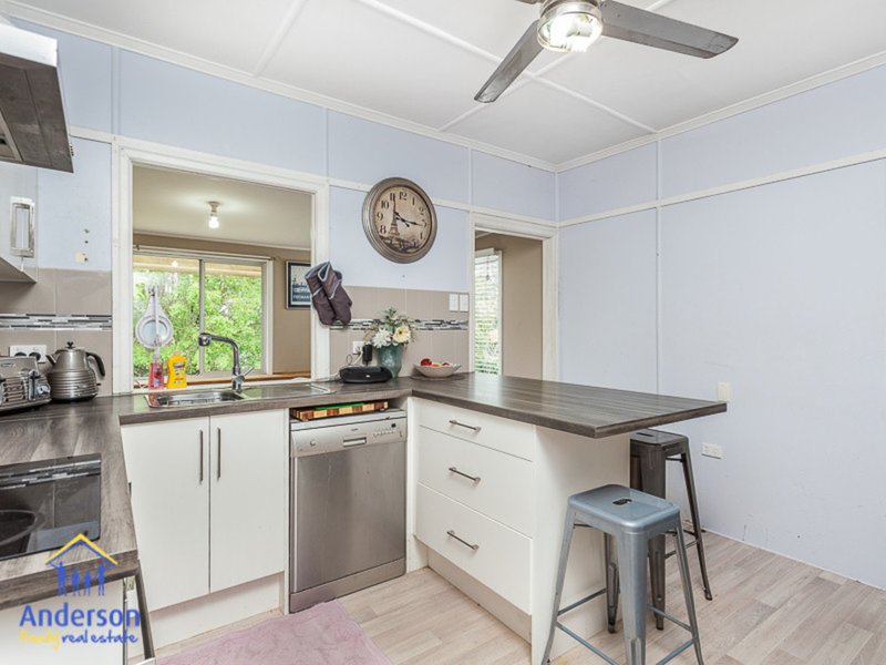 Photo - 8 Lascelles Street, Brighton QLD 4017 - Image 3