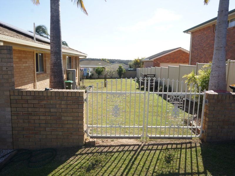 Photo - 8 Laurina Close, Old Bar NSW 2430 - Image 15