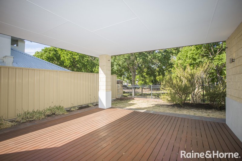 Photo - 8 Laverstock Street, South Guildford WA 6055 - Image 19